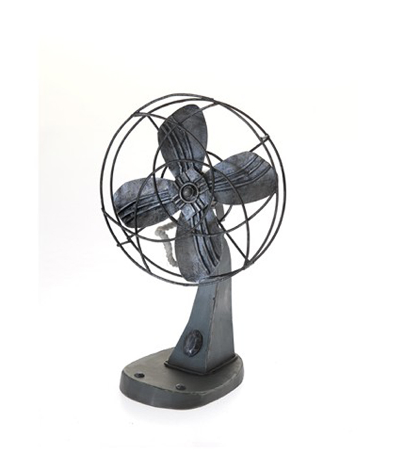 38991 DRVENA FIGURA U OBLIKU VENTILATORA 13*10*19cm