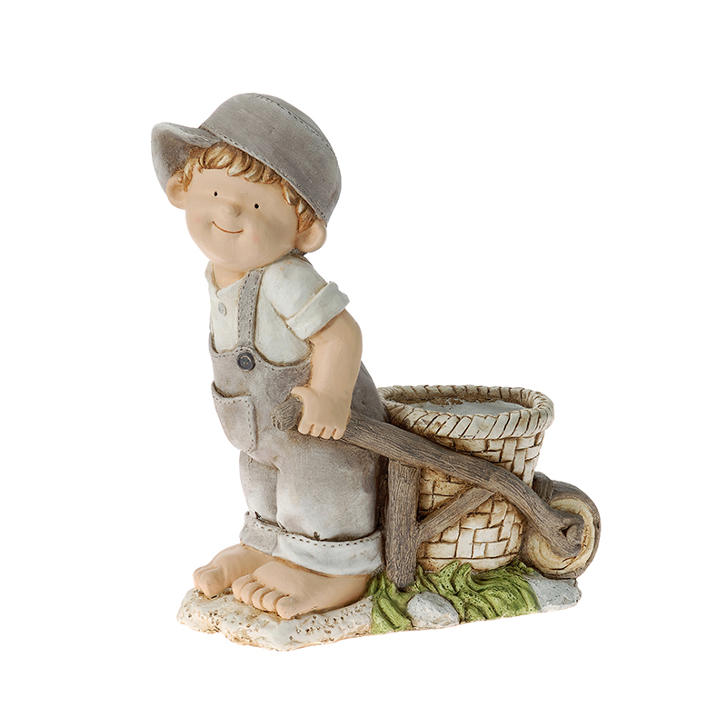 57133 FIGURA-SAKSIJA OD POLIREZINA U OBLIKU DEČAKA