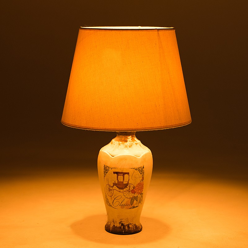 3154900001 LAMPA KERAMIČKA STONA BELA OSLIKANA SA BELIM ABAŽUROM 