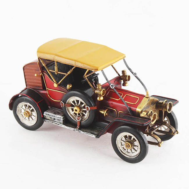 3707260095 METALNA FIGURA OLD TIMER CRVENI 32*12*16cm