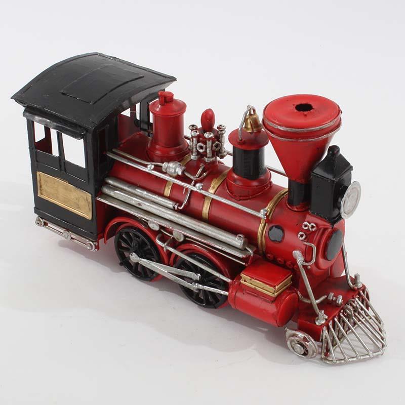 3707260151 METALNA FIGURA VOZ CRVENI 25*8*14cm