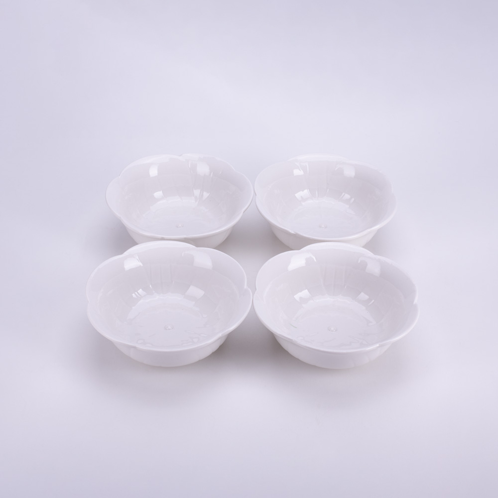 D-391 PORCELANSKE BELE ČINIJICE S/4