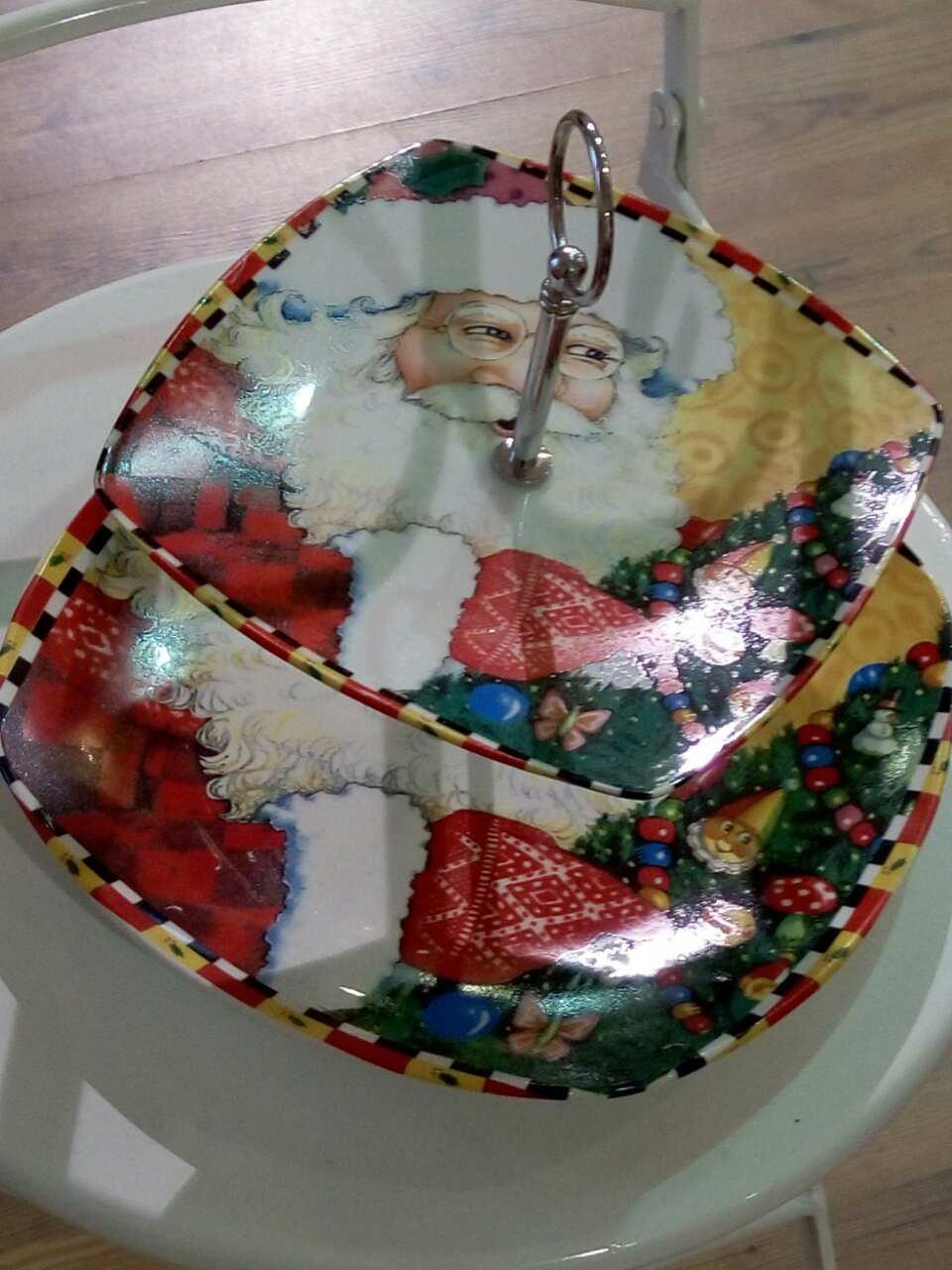 KERAMIČKI ETAŽER SA DEDA MRAZOM